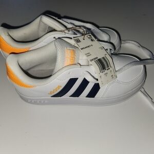Adidas Breaknet Sneaker for kids Size 1